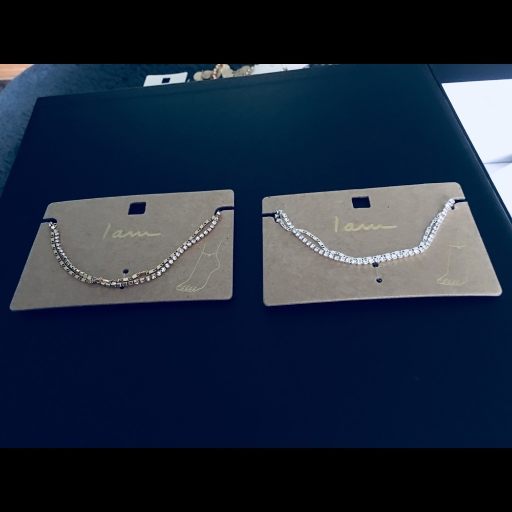 2ankle bracelets one gold tone one silver